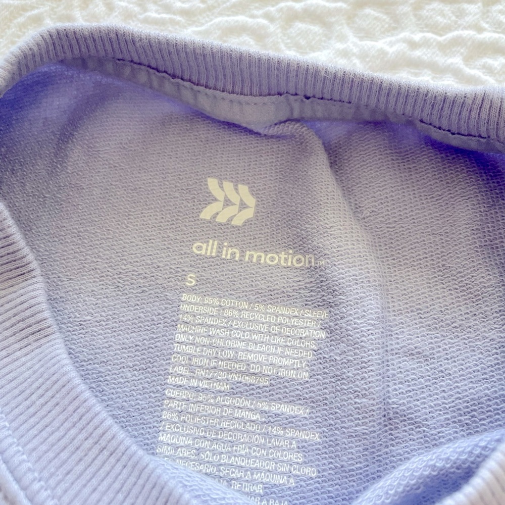 Crew Neck - Picture 4 of 6